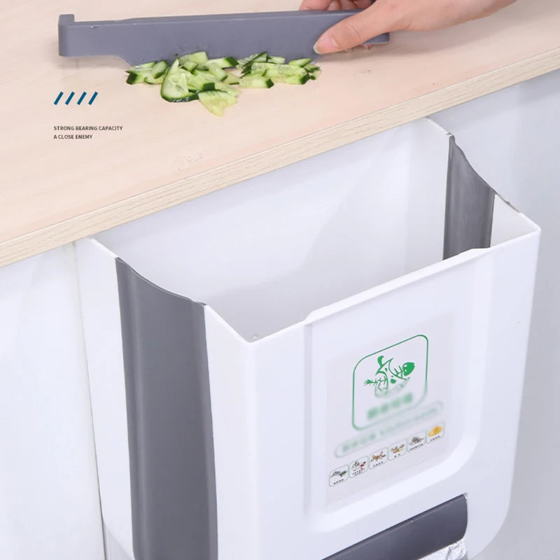 🗑️ Lixeira Dobrável para Cozinha com Fixação em Porta de Armário – Compacta, Prática e Versátil