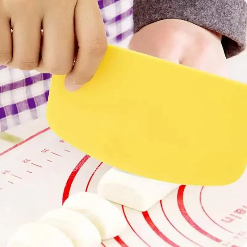 🍰 Espátula Raspadora de Silicone – Ideal para Bolos, Pães e Confeitaria