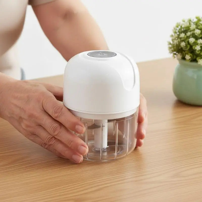 🍼 Processador de Alimentos Portátil para Bebês 250ml – Sem Fio, Recarregável e Multifuncional