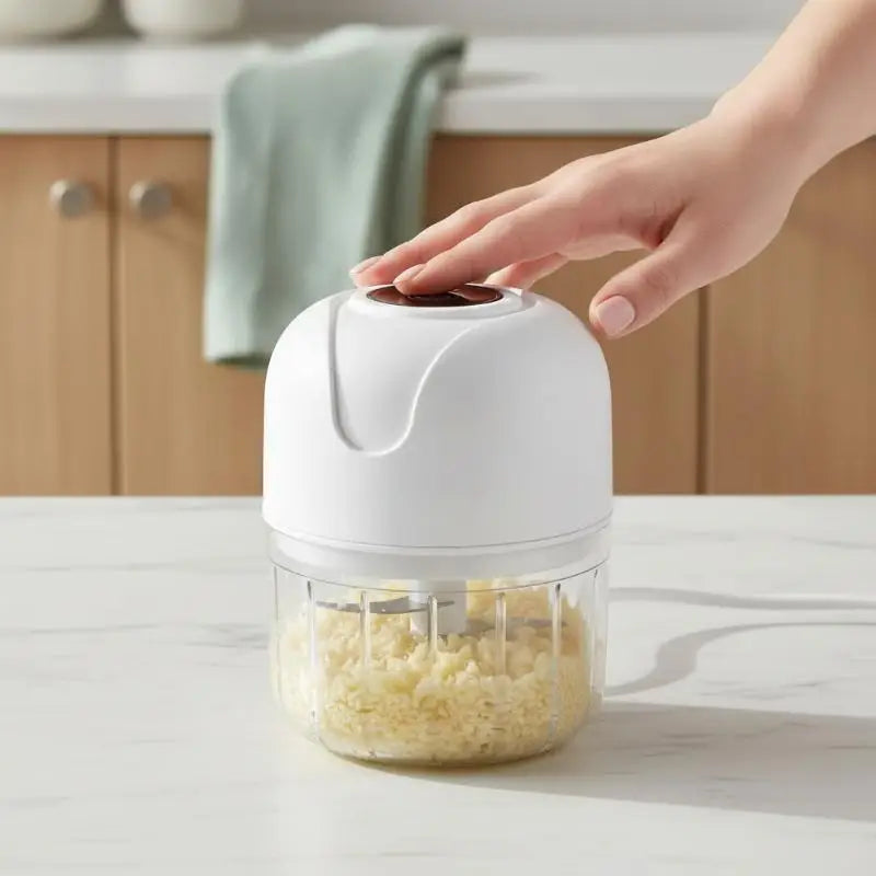 🍼 Processador de Alimentos Portátil para Bebês 250ml – Sem Fio, Recarregável e Multifuncional