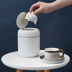 🥗 Cesto Coletor de Resíduos Triangular Magnético – Suspenso para Pia de Cozinha